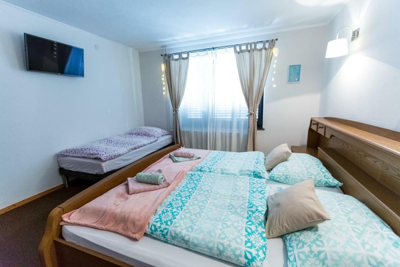 Rooms Malina Blejska Dobrava Luaran gambar