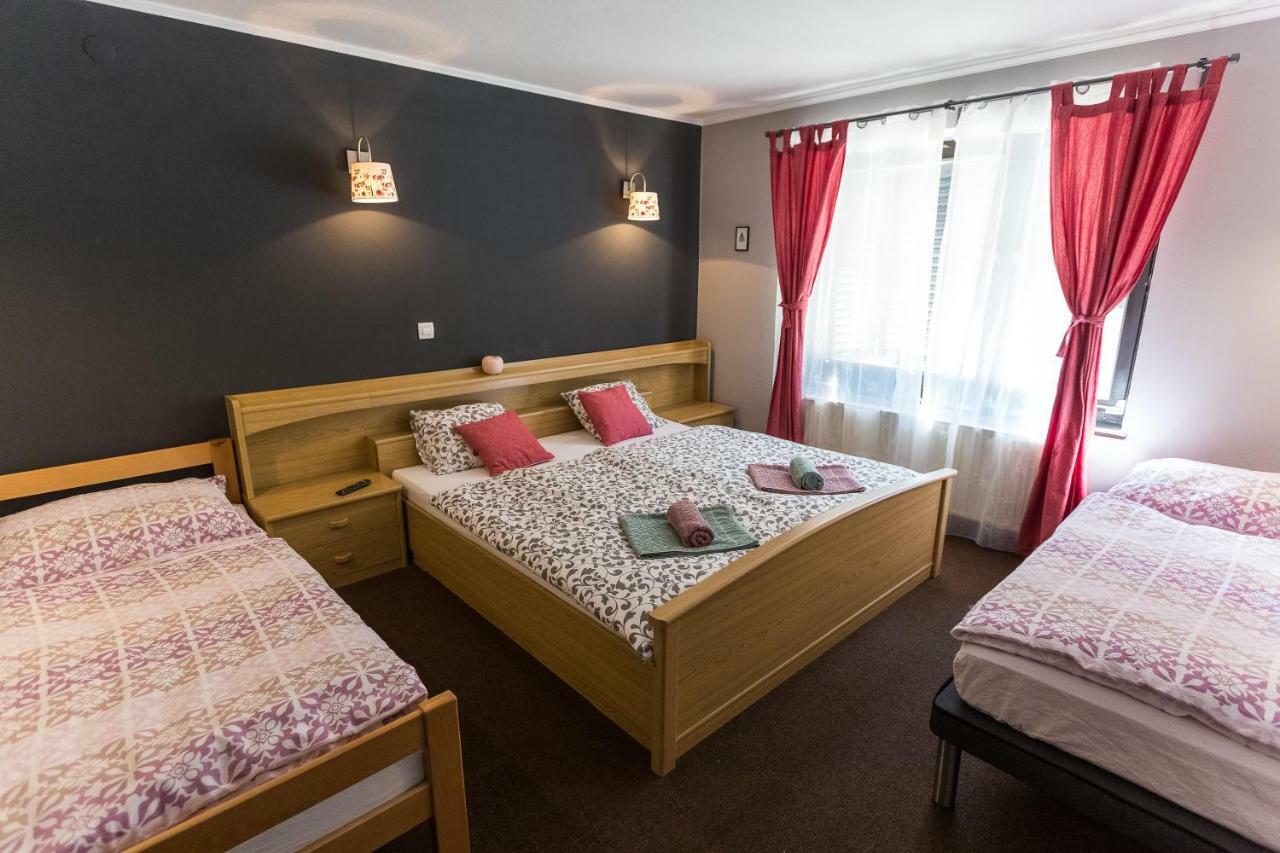 Rooms Malina Blejska Dobrava Luaran gambar